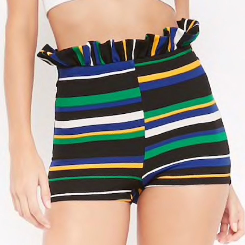 NWOT K Too for Forever 21 Ruffle Waist Shorts